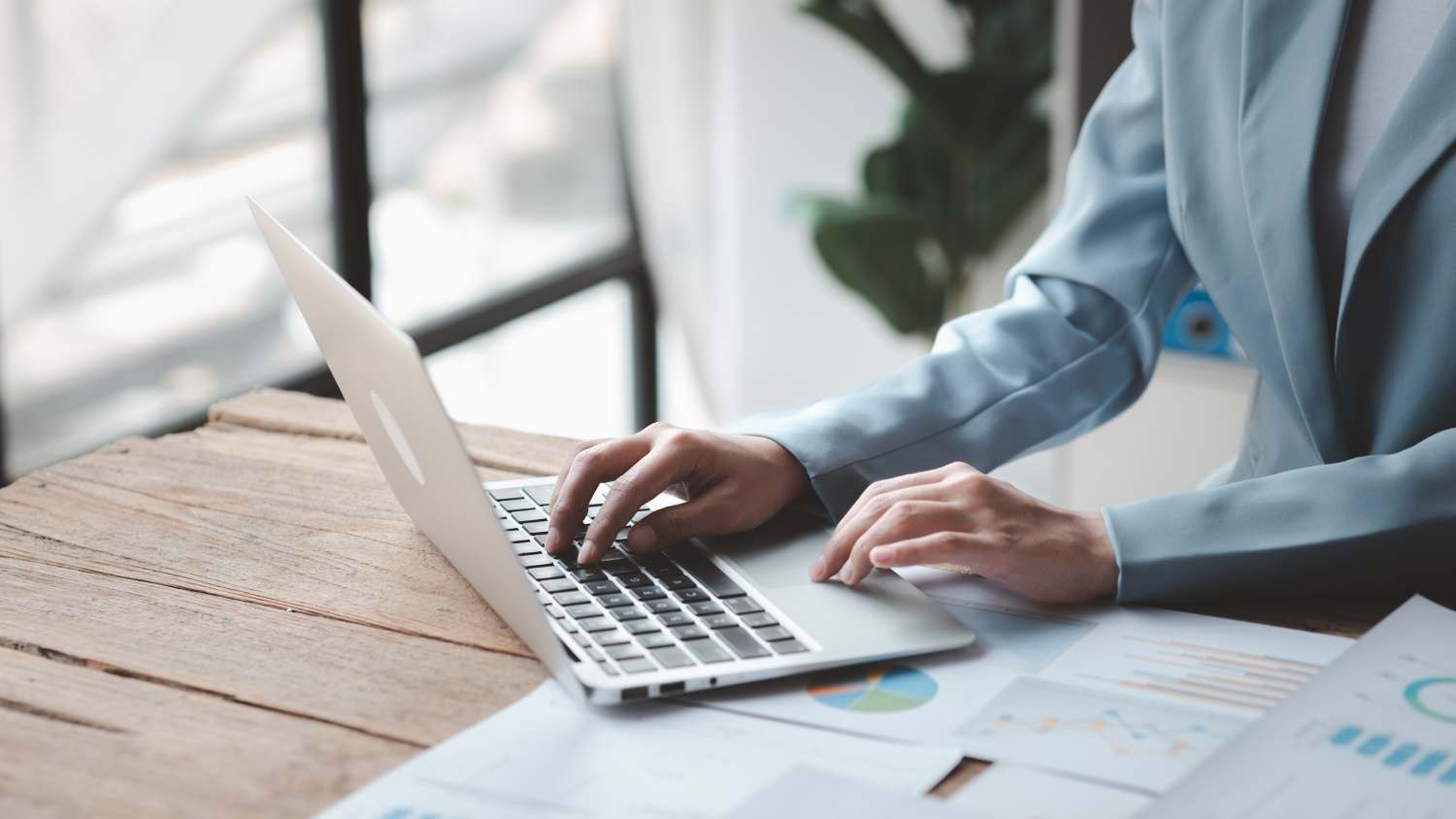 Wirtualne biuro – czym jest i jakie korzyści wnosi do firmy?